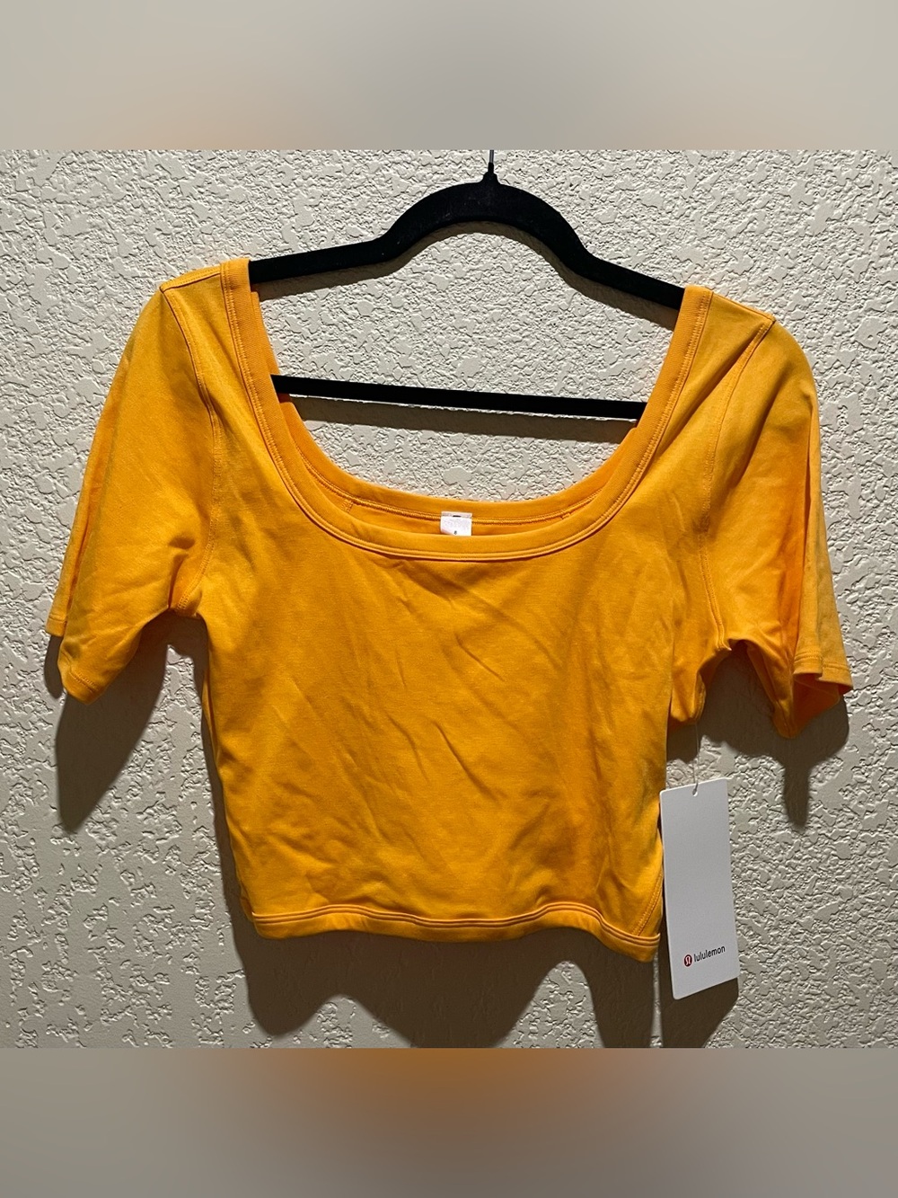 Lululemon NWT Ribbed Held Tight Short Sleeve Shirt Crop Top Orange Size 8